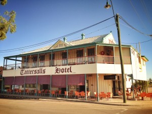 Tatts Hotel Winton