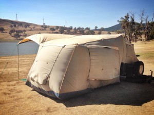 Carcoar Dam Windy Camping